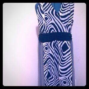 Navy and white maxi dress size 16w Gorgeous